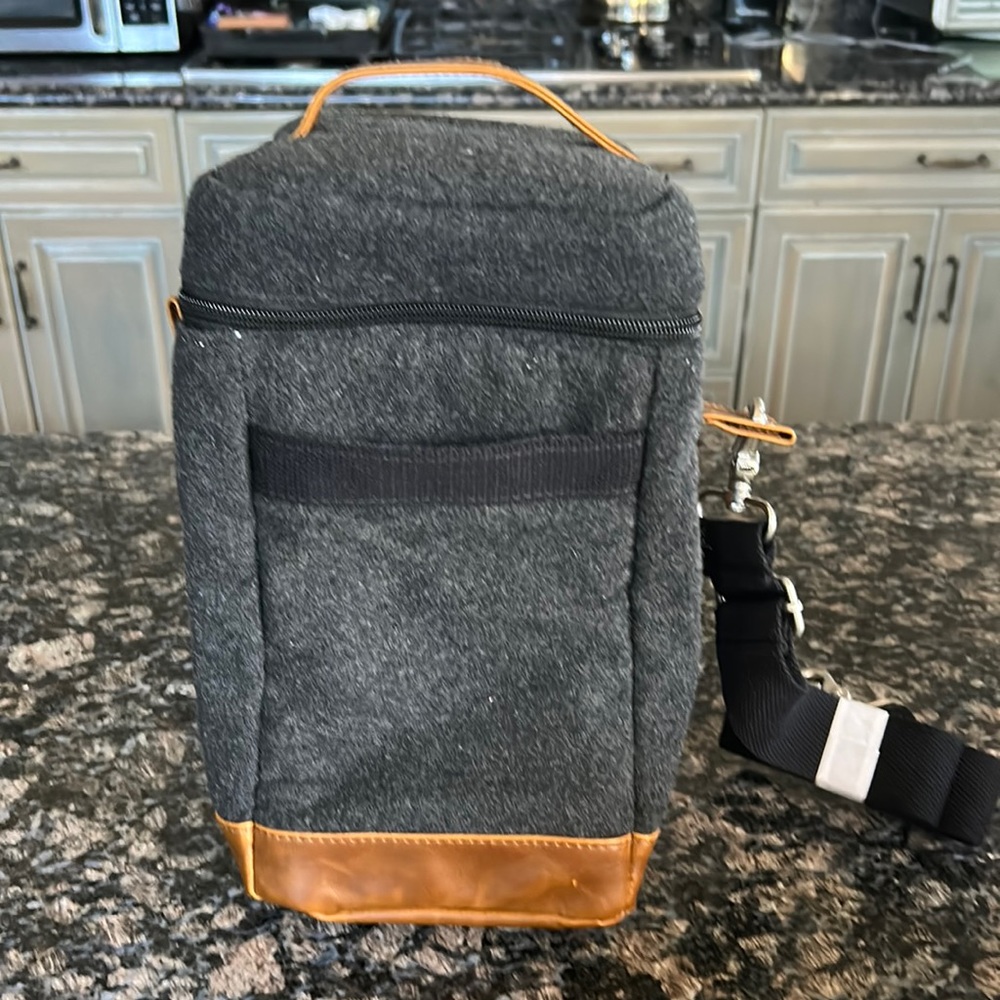 LEEDS LUNCH COOLER NWT